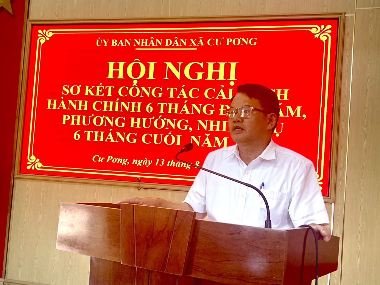 Uỷ ban nhân dân xã Cư Pơng tổ chức Hội nghị sơ kết công tác Cải cách hành chính 6 tháng đầu năm, triển khai phương hướng nhiệm vụ 6 tháng cuối năm 2026.