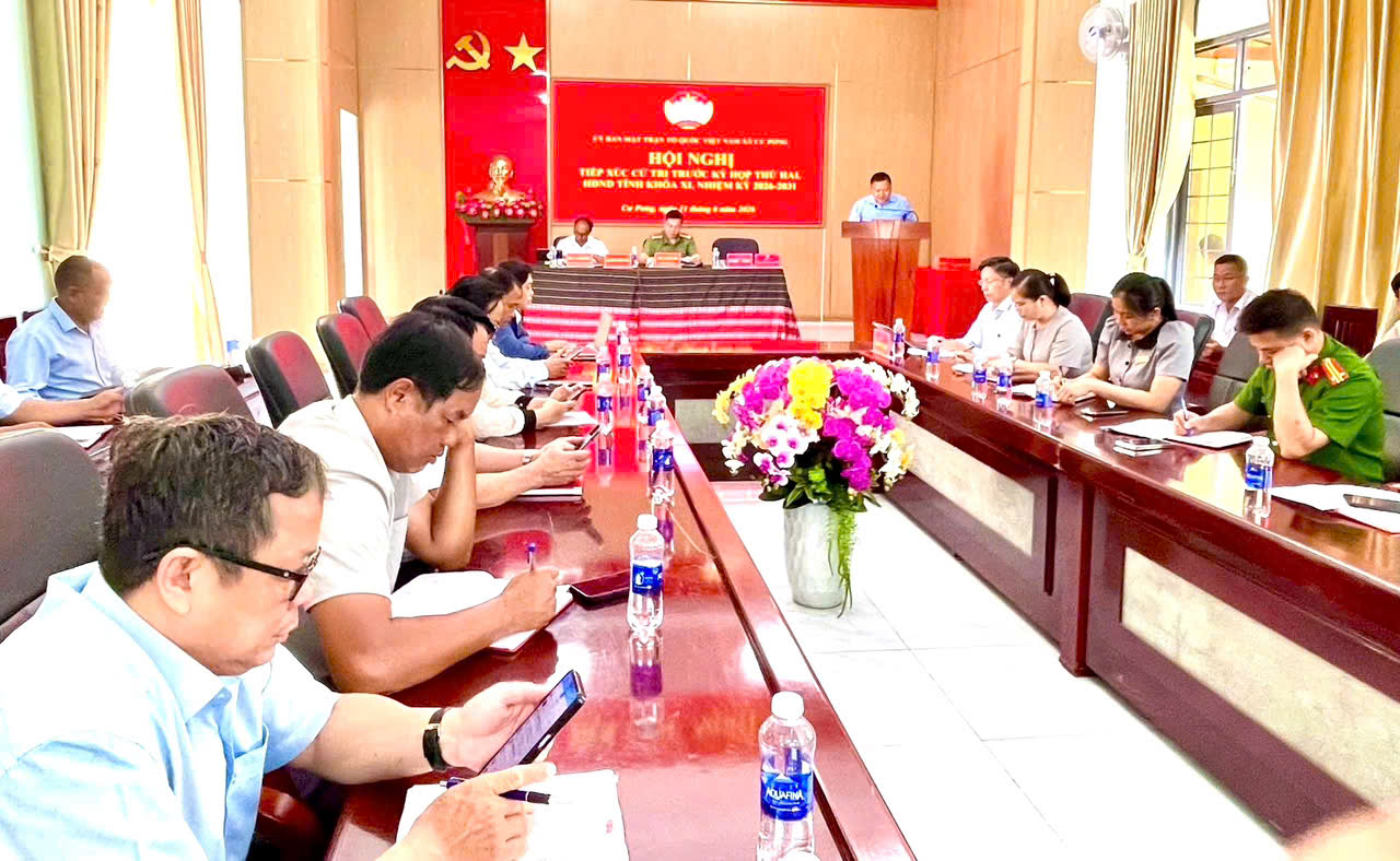 Bảo vệ nền tảng tư tưởng của Đảng, đấu tranh phản bác các quan điểm sai trái, thù địch