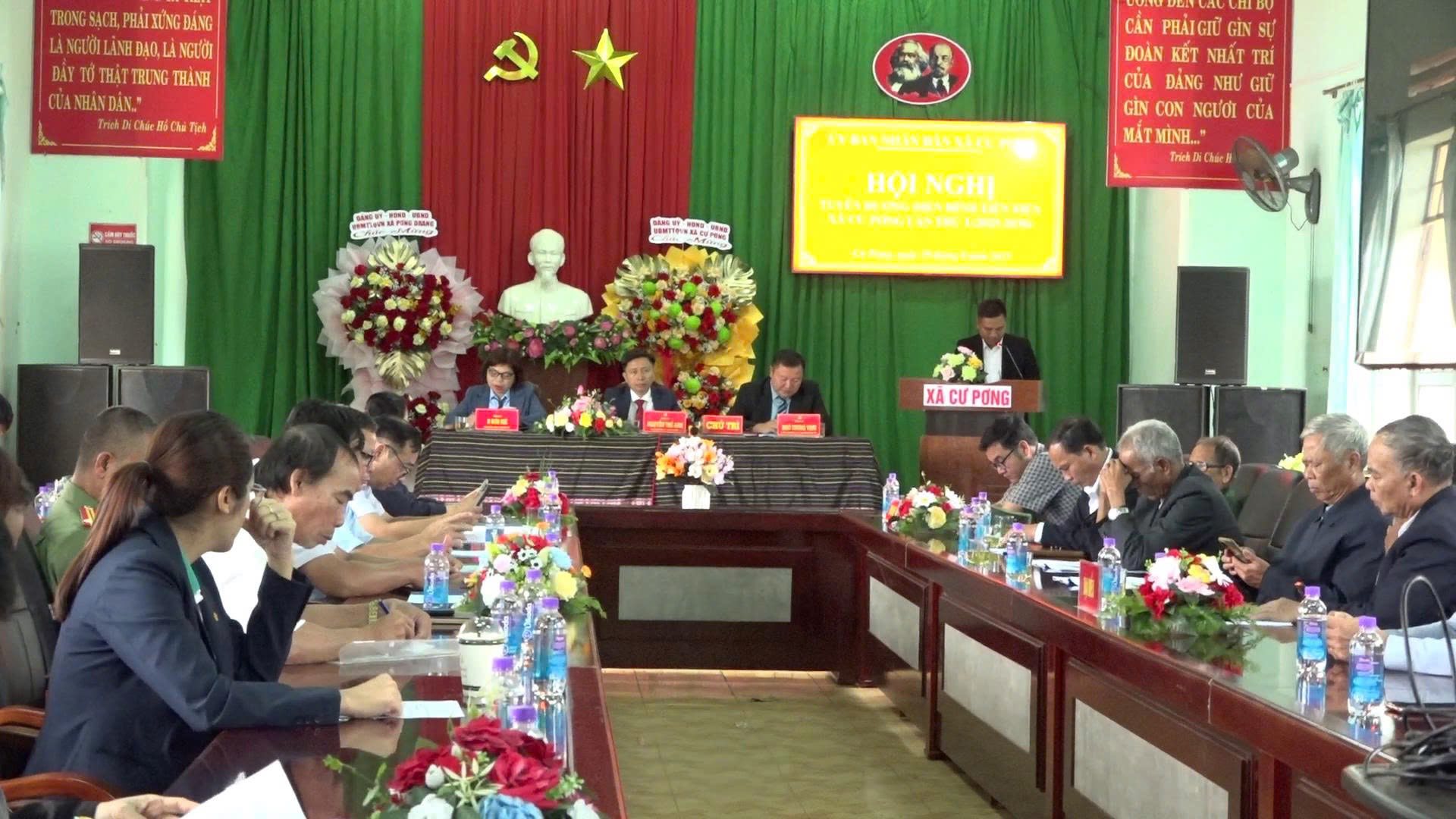 UBND xã Cư Pơng tổ chức hội nghị tuyên dương điển hình tiên giai đoạn 2020 - 2025.